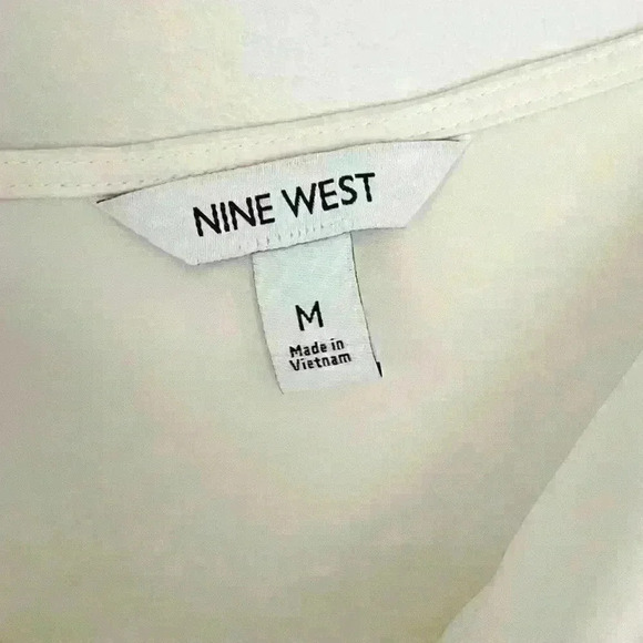 Nine West Women’s Ivory Cowl Neck Cami Tank Top Silky Top NWT Size Medium - Picture 3 of 5